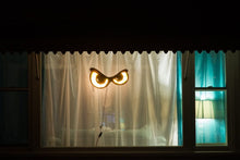 Load image into Gallery viewer, Impact Innovations Goognice Halloween Lighted Eyes Window Decoration
